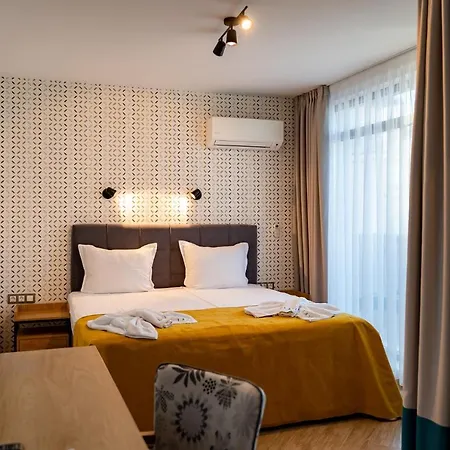 Family Laxo 오브조르