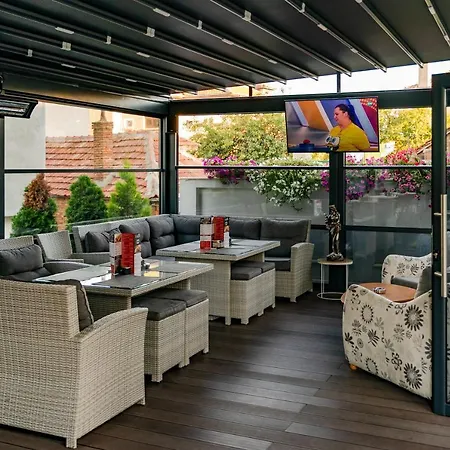 семеен лаксо