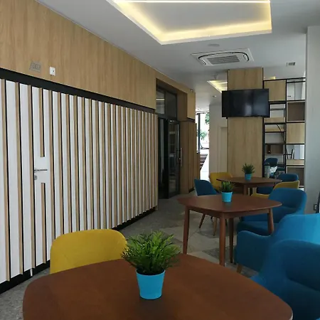 Family Laxo 호텔 2*