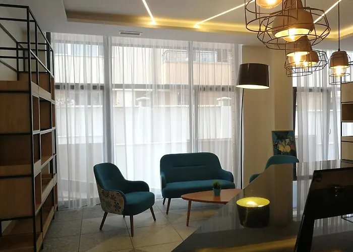 Family Laxo 2* Obzor